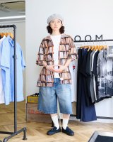 【APPLEBUM】 “Vinyl Shelf” Aloha Shirt