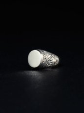 画像1: ANTIDOTE BUYERS CLUB  Signet Engraved Ring (Silver) (1)