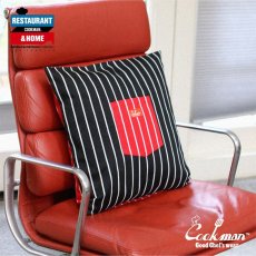画像2: COOKMAN  Cushion Pocket Cover Reversible Stripe Black & Red (MULTI) (2)