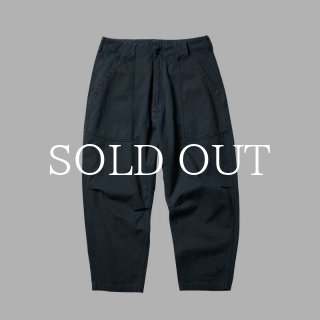 Liberaiders GARMENTDYED HERRINGBONE PANTS (CHARCOAL