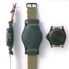 画像2: VAGUE WATCH CO.  BLK SUB (Olive / Black) (2)