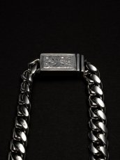 画像2: ANTIDOTE BUYERS CLUB   Engraved Box Crasp Chain (Silver) (2)