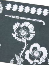 画像2: RADIALL  BADASS FLOWER - TENUGUI (Ink Black) (2)