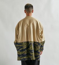 画像3: APPLEBUM  Mix Stand Collar Shirt Jacket (Camo/Beige) (3)
