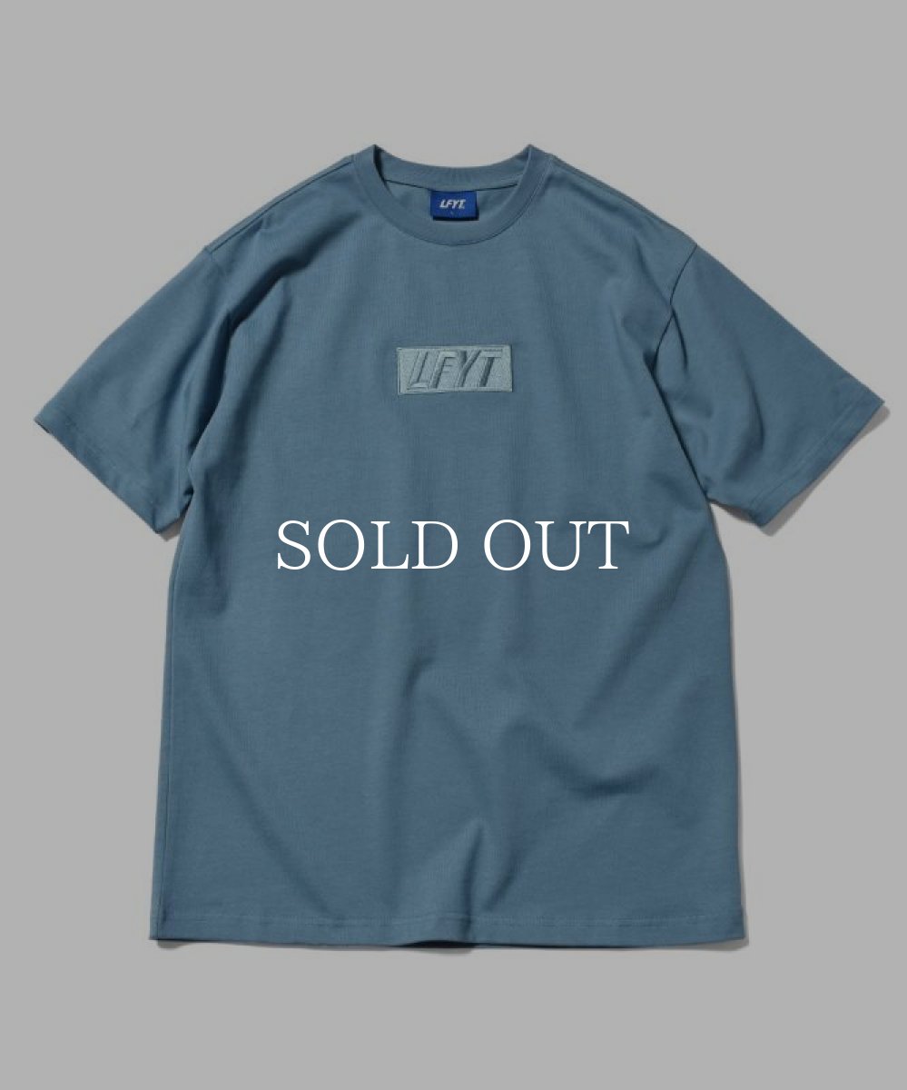 画像1: LFYT  TONAL LFYT BOX LOGO TEE (LIGHT BLUE) (1)