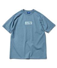 画像1: LFYT  TONAL LFYT BOX LOGO TEE (LIGHT BLUE) (1)