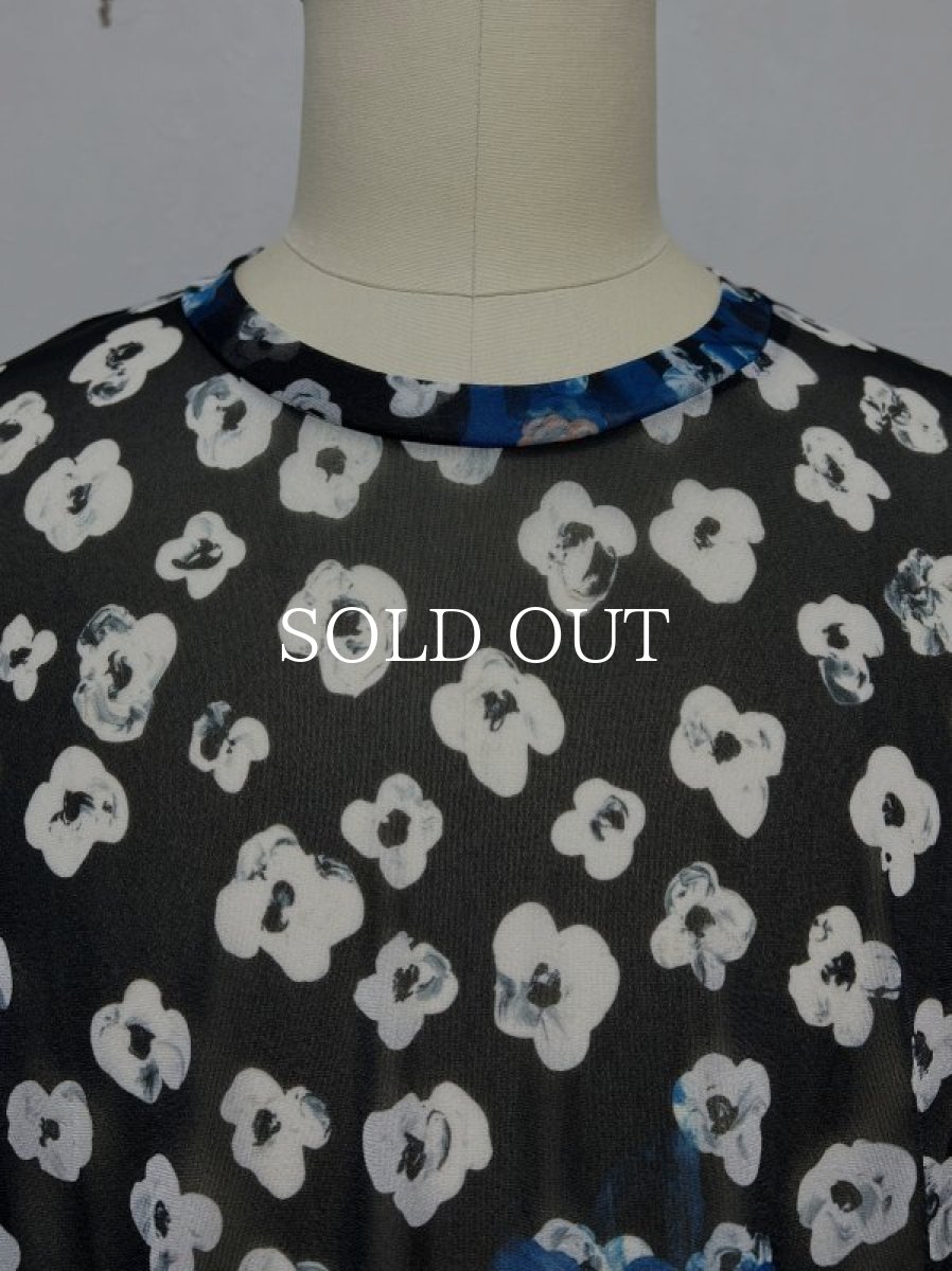 画像2: KIDILL  SHORT SLEEVE POLY TEE - TEXTILE DESIGN BY MAYA SHIBASAKI (BLACK FLOWER) (2)