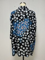 画像2: KIDILL  HALF ZIP SHIRT - TEXTILE DESIGN BY MAYA SHIBASAKI (BLACK FLOWER) (2)