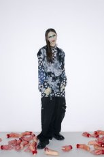 画像2: KIDILL  LONG SLEEVE POLY TEE - TEXTILE DESIGN BY MAYA SHIBASAKI (BLACK FLOWER) (2)