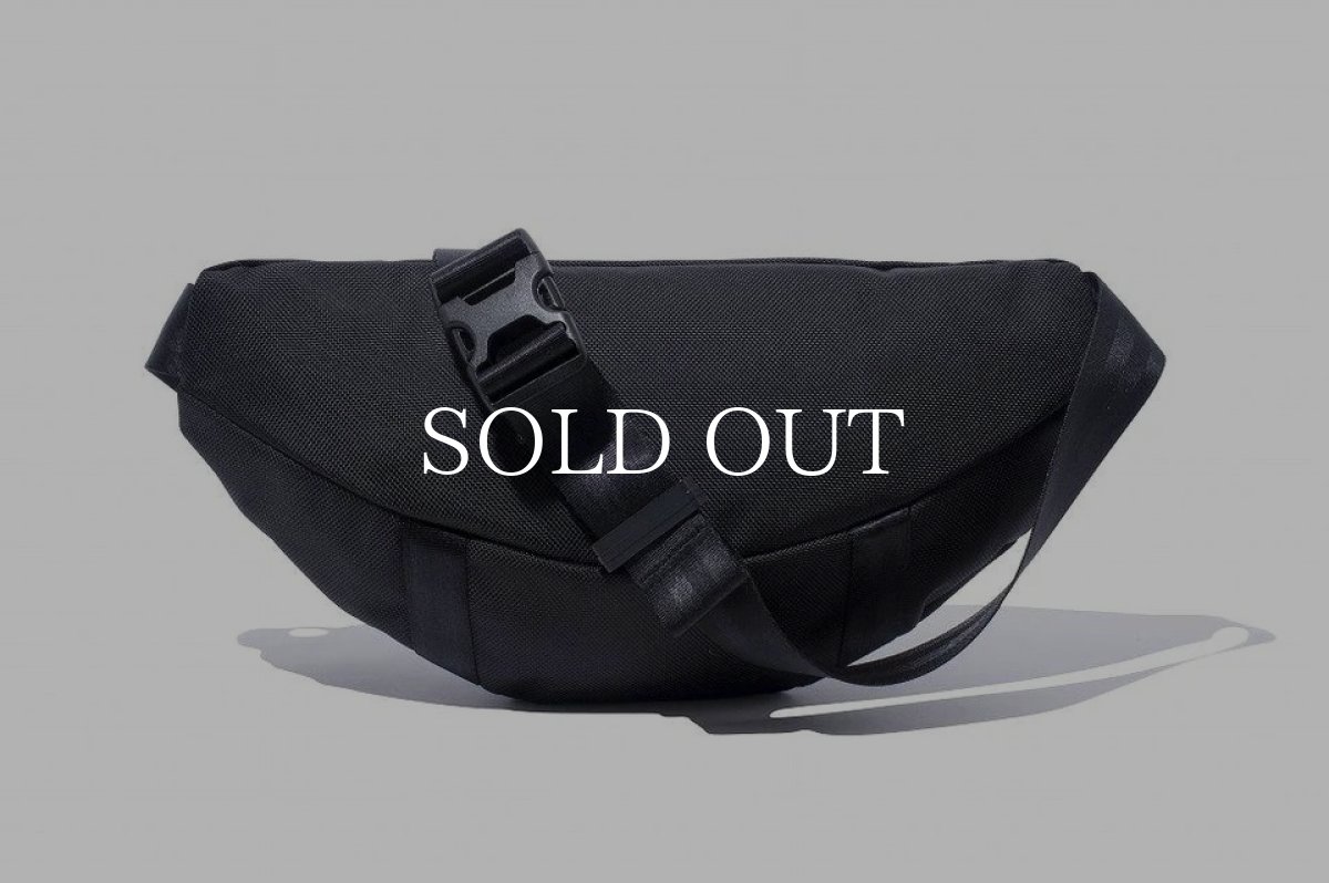 画像4: NEW ERA  ウエストバッグ 2L (4)