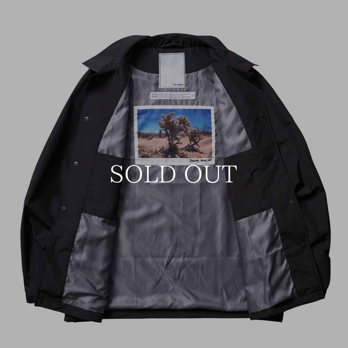 画像2: Liberaiders  OG EMBROIDERY COACH JACKET (BLACK) (2)