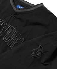 画像3: LFYT  NYLON V-NECK WIND SHIRT (BLACK) (3)