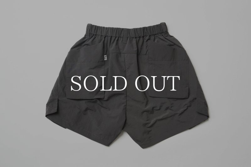 CMF OUTDOOR GARMENT PREFUSE SHORTS (CHARCOAL) CMF2301-P08C 公式通販