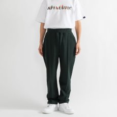 画像2: APPLEBUM  Center Pleats Sweat Pants (Dark Green) (2)