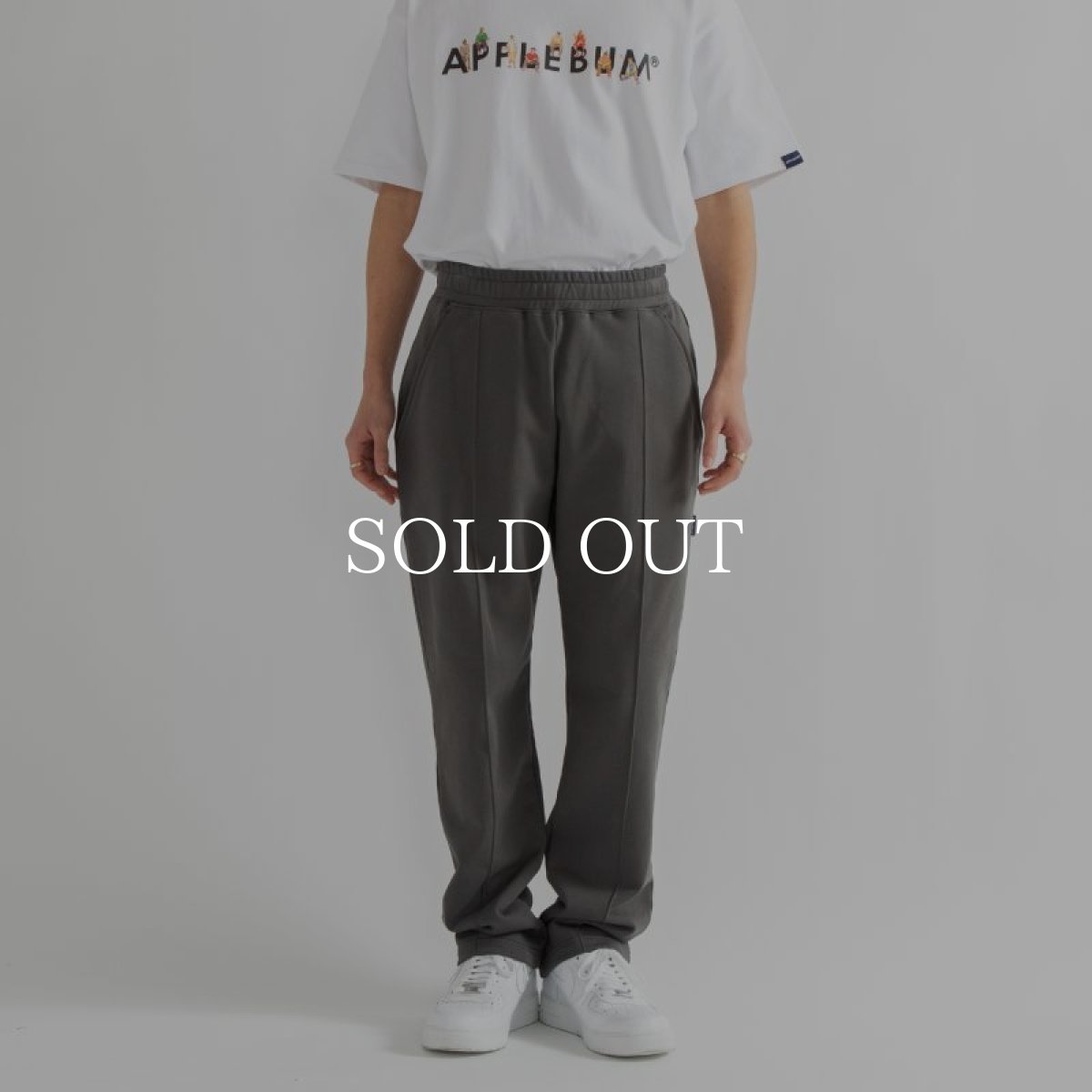 画像2: APPLEBUM  Center Pleats Sweat Pants (Charcoal) (2)