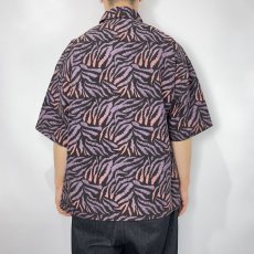 画像7: CALEE  Animal type pattern drop shoulder S/S shirt (Dark Purple) (7)