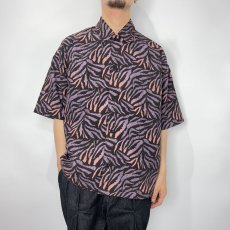 画像6: CALEE  Animal type pattern drop shoulder S/S shirt (Dark Purple) (6)