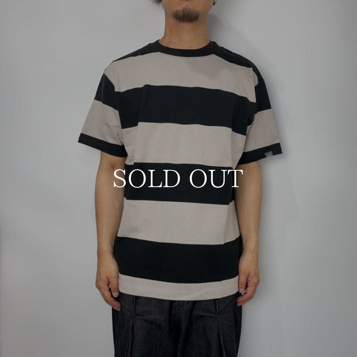 画像2: CHALLENGER  S/S HEAVYWEIGHT BORDER TEE (GRAY×BLACK) (2)