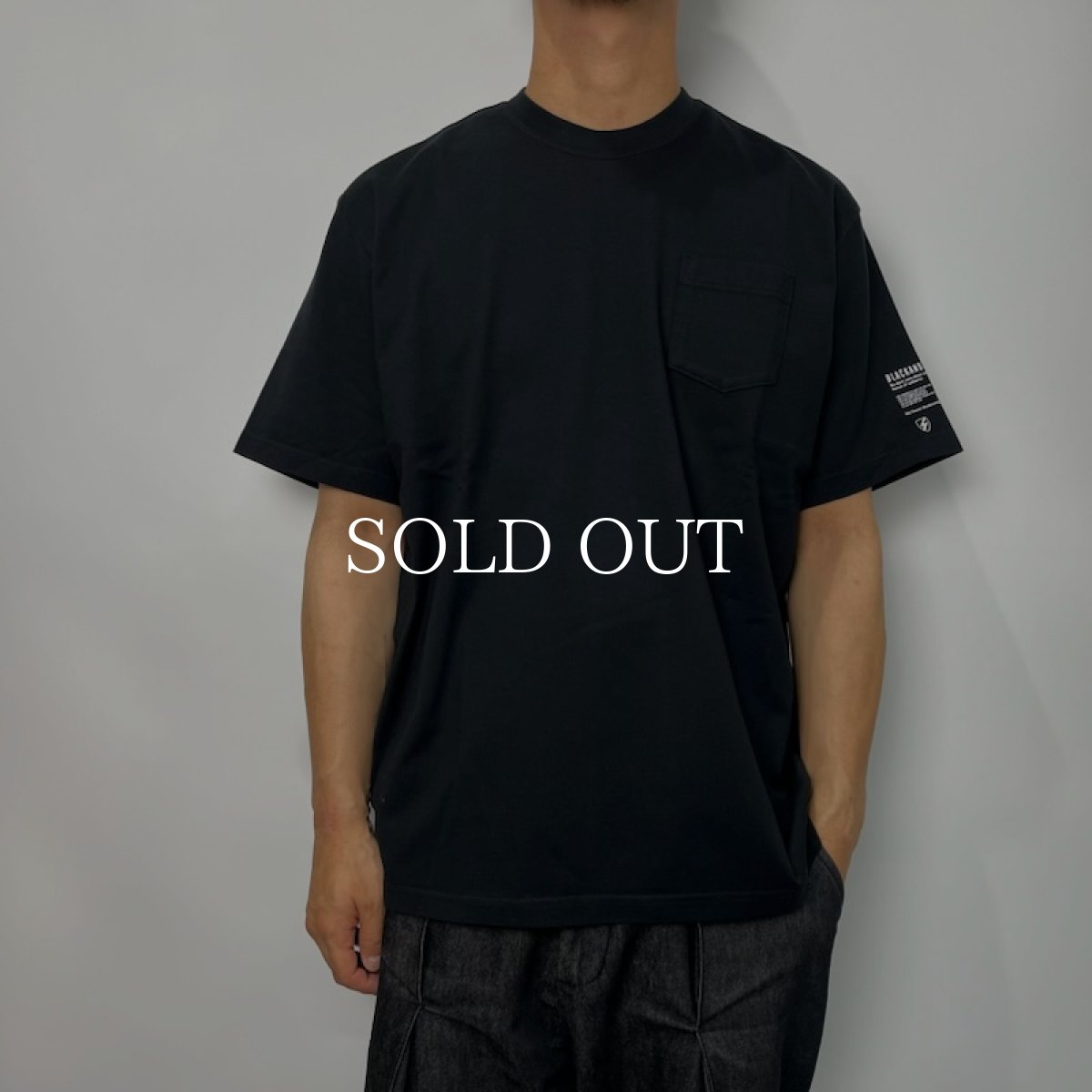 画像2: RATS  CREW NECK POCKET TEE REGULAR SILHOUETTE (BLACK) (2)