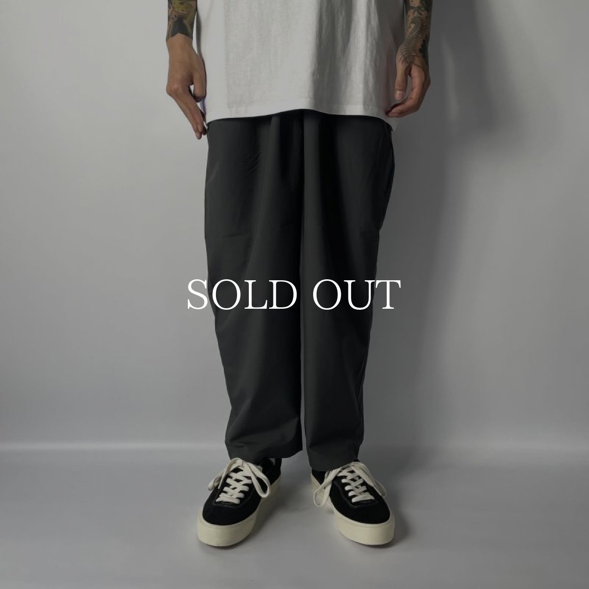 画像4: RADIALL  TRUE DEAL - REGULAR FIT TRACK PANTS (Ink Black) (4)