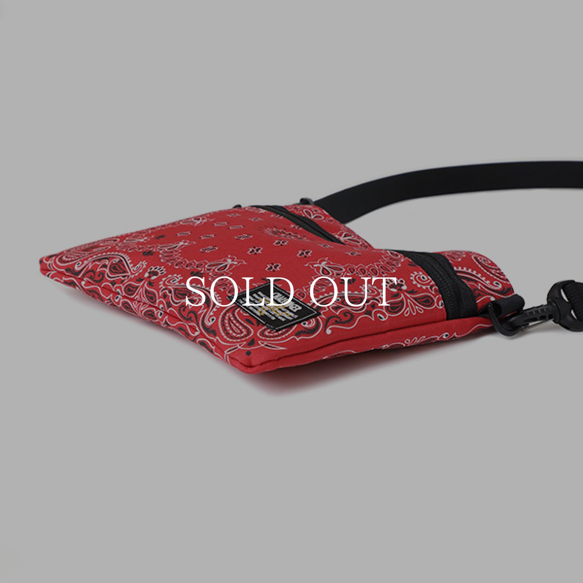 画像3: CHALLENGER  BANDANA SACOCHE (RED) (3)