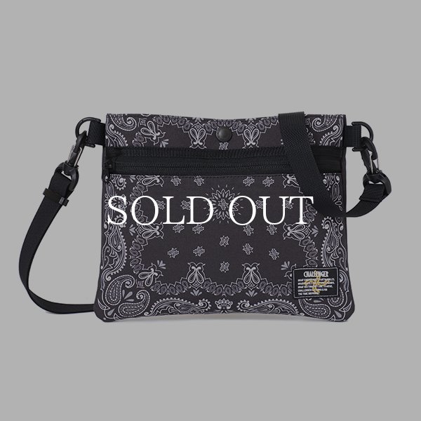 新品 CHALLENGER BANDANA SACOCHE バンダナ サコッシュ