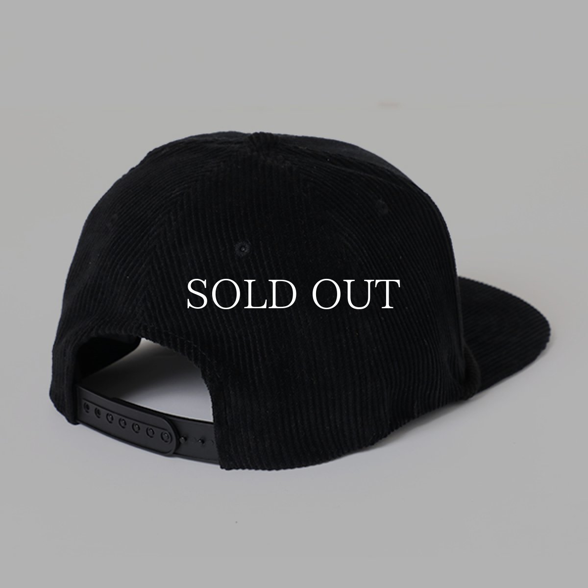 画像2: CHALLENGER  VERSITY CORDUROY CAP (BLACK) (2)