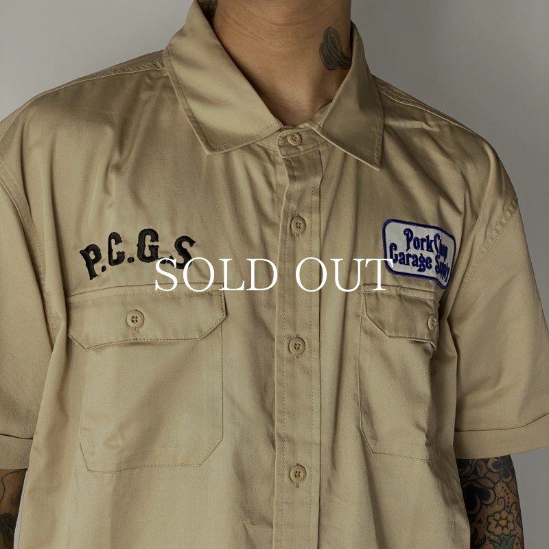 PORKCHOP GARAGE SUPPLY ROUNDED WAPPEN WORK SHIRT (BEIGE) P0269