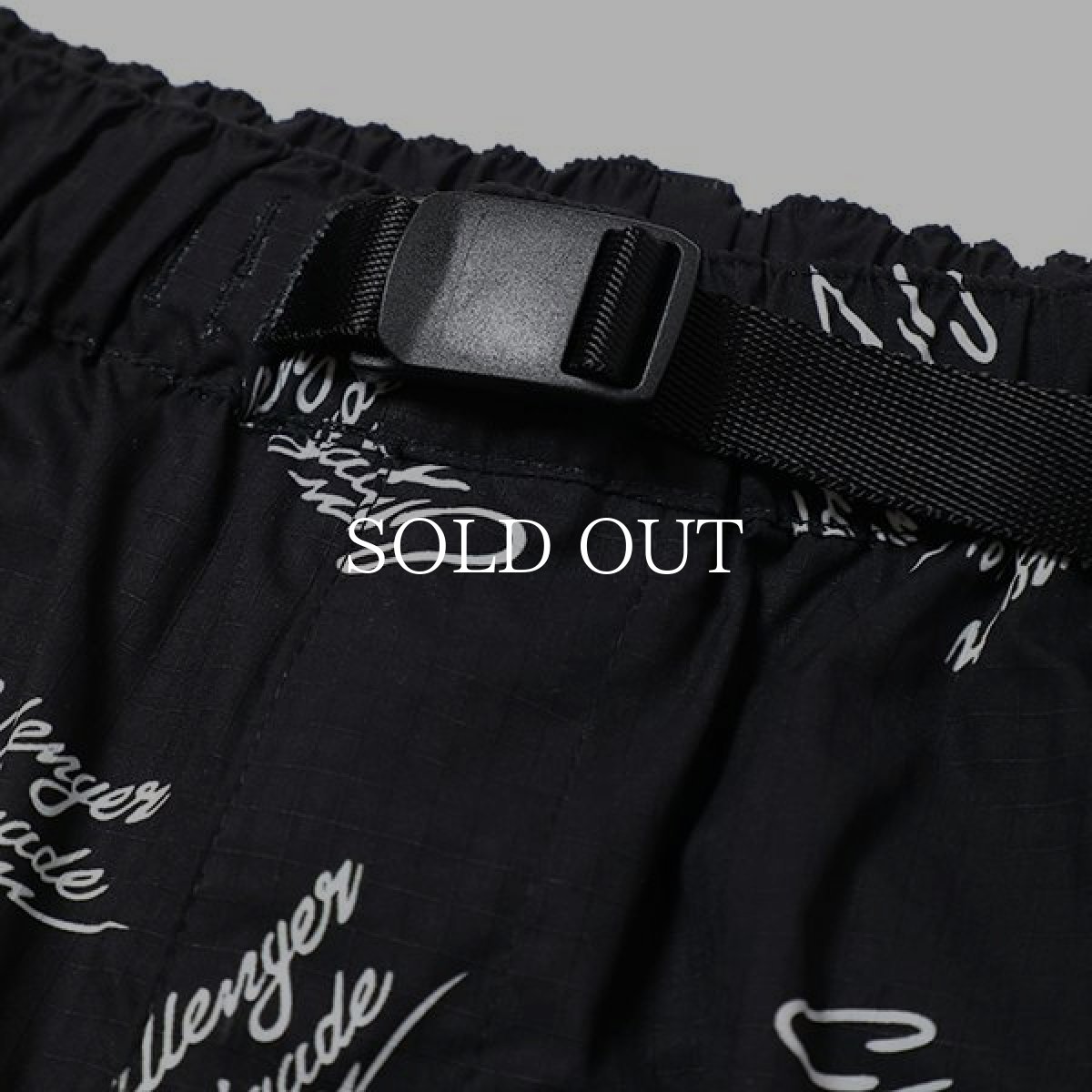 画像4: CHALLENGER  MULTI SIGNATURE CARGO SHORTS (BLACK) (4)