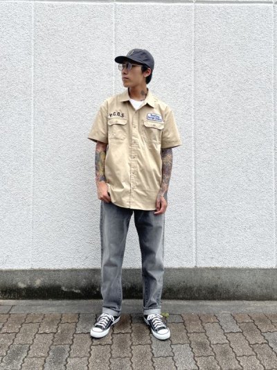 画像1: PORKCHOP GARAGE SUPPLY  ROUNDED WAPPEN WORK SHIRT (BEIGE)