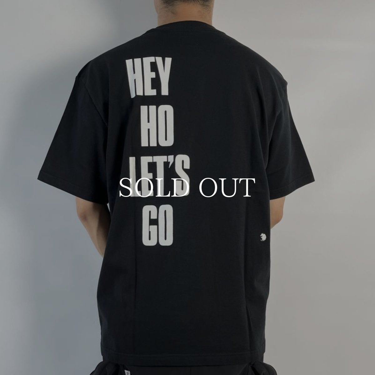 画像3: RATS  CIRCLE POCKET TEE (BLACK) (3)