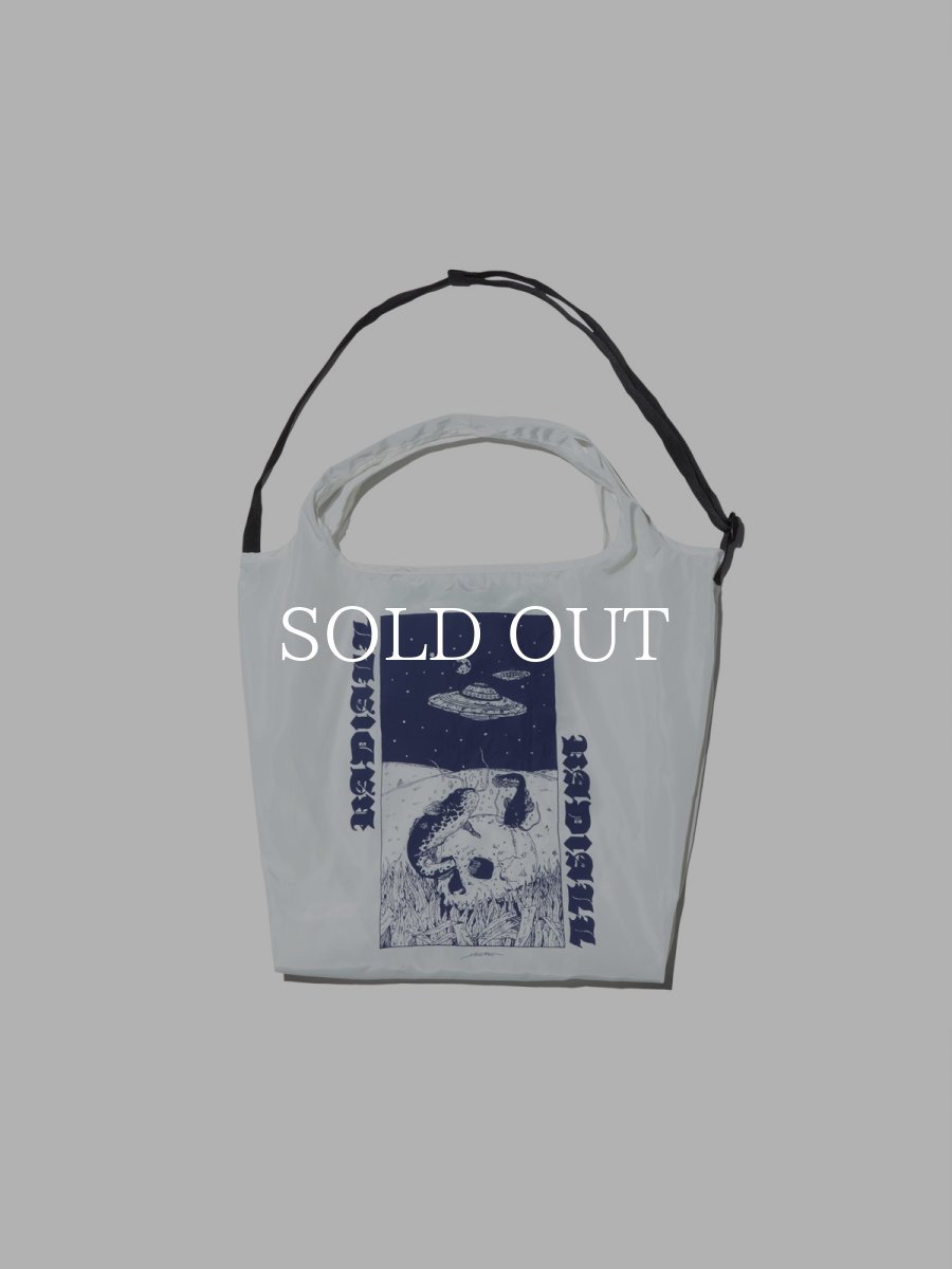 画像1: RADIALL  NAMAZU - PACKABLE TOTE BAG (White) (1)