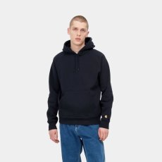 画像2: CARHARTT WIP  HOODED CHASE SWEATSHIRT (Dark Navy / Gold) (2)