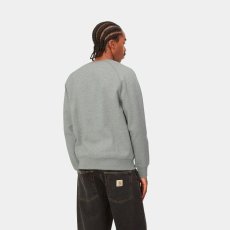 画像4: CARHARTT WIP  CHASE SWEATSHIRT (Grey Heather / Gold) (4)