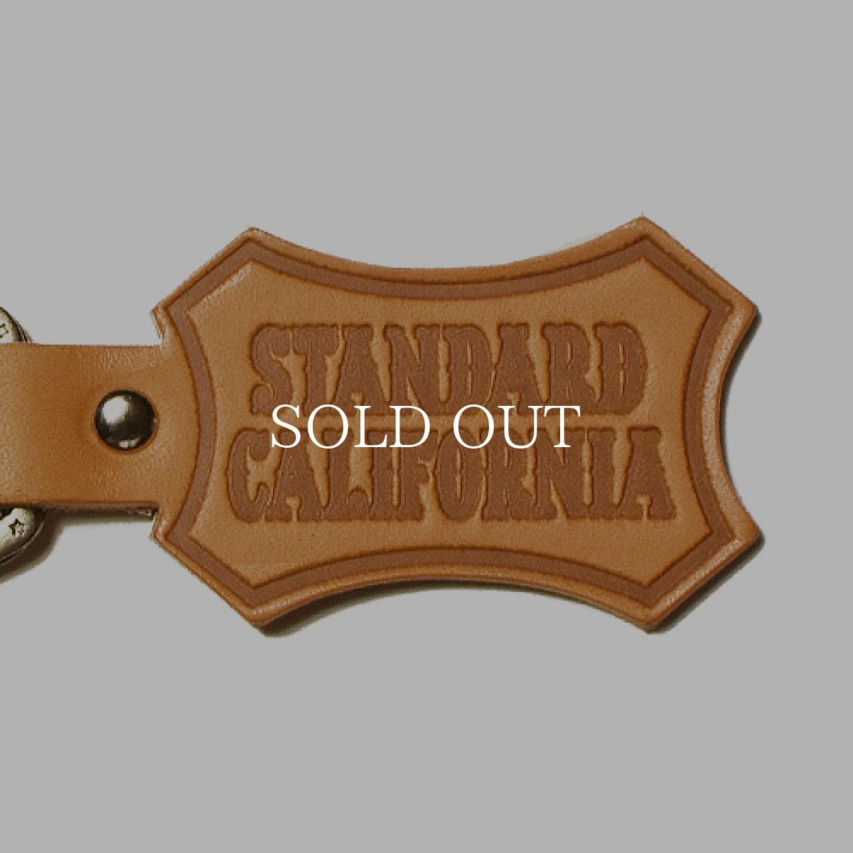 画像4: STANDARD CALIFORNIA  Button Works × SD Shield Logo Key Holder (Light Brown) (4)