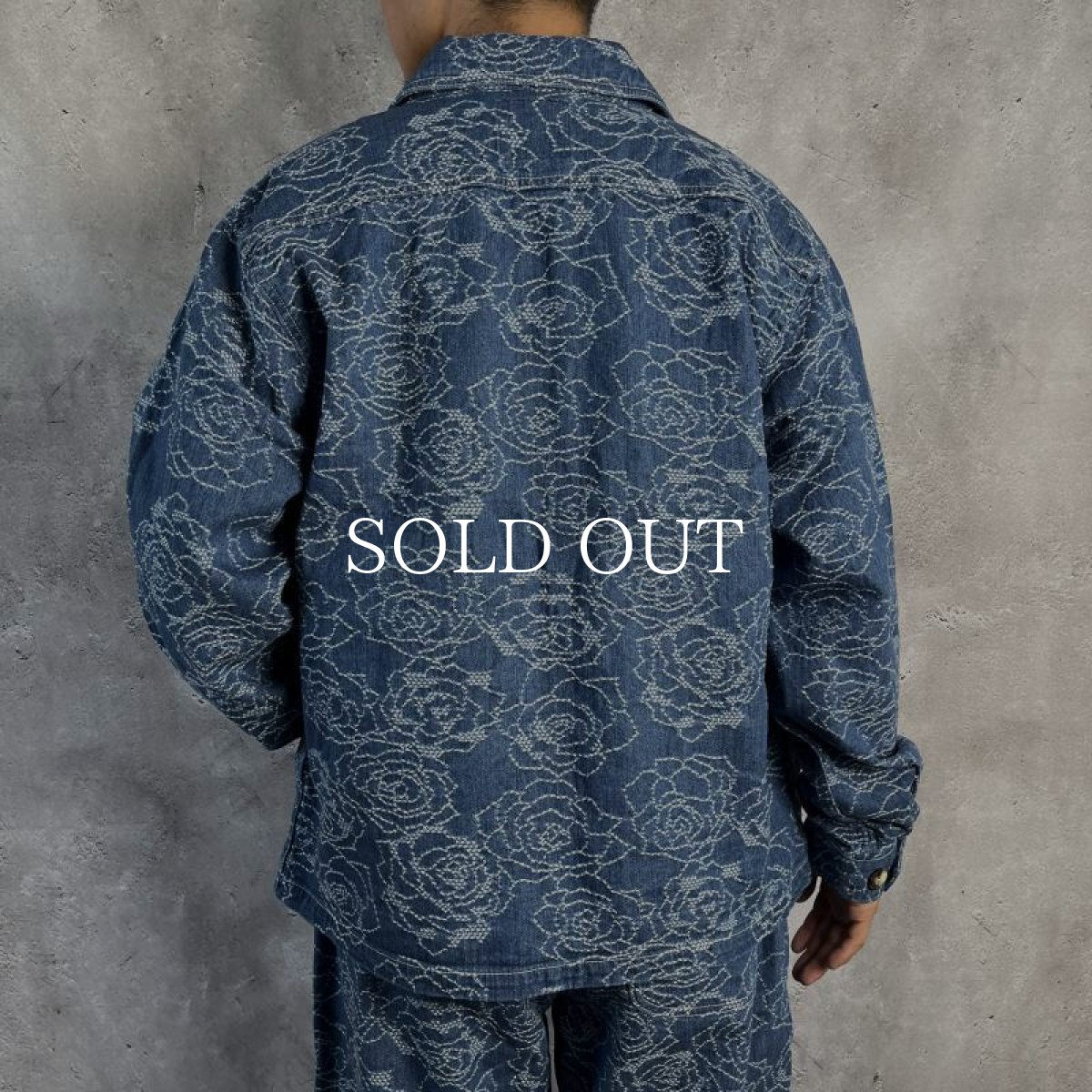 画像8: CALEE  ROSE PATTERN JACQUARD DENIM SWING TOP (INDIGO BLUE) (8)