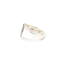 画像2: CALEE  CAL NT LOGO SILVER SIGNET RING (Silver) (2)