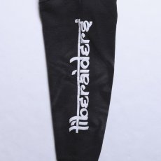 画像4: Liberaiders  LR SLEEVE LOGO VINTAGE CREWNECK (BLACK) (4)