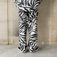 画像10: MAGIC STICK  Diversity Trousers (Printed Zeebra) (10)