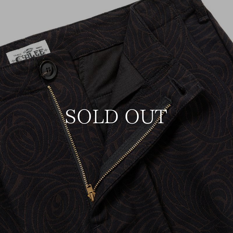 CALEE SPIRAL PATTERN JACQUARD WIDE TUCK SLACKS (BLACK) CL-23AW038