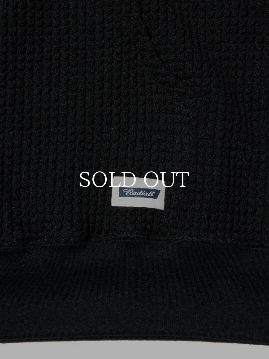 画像4: RADIALL  BIG WAFFLE - HOODIE SWEATSHIRT L/S (Black) (4)