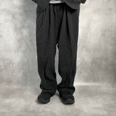 画像4: COOTIE   Hard Twisted Yarn Twill 3 Tuck Wide Trousers (Black) (4)