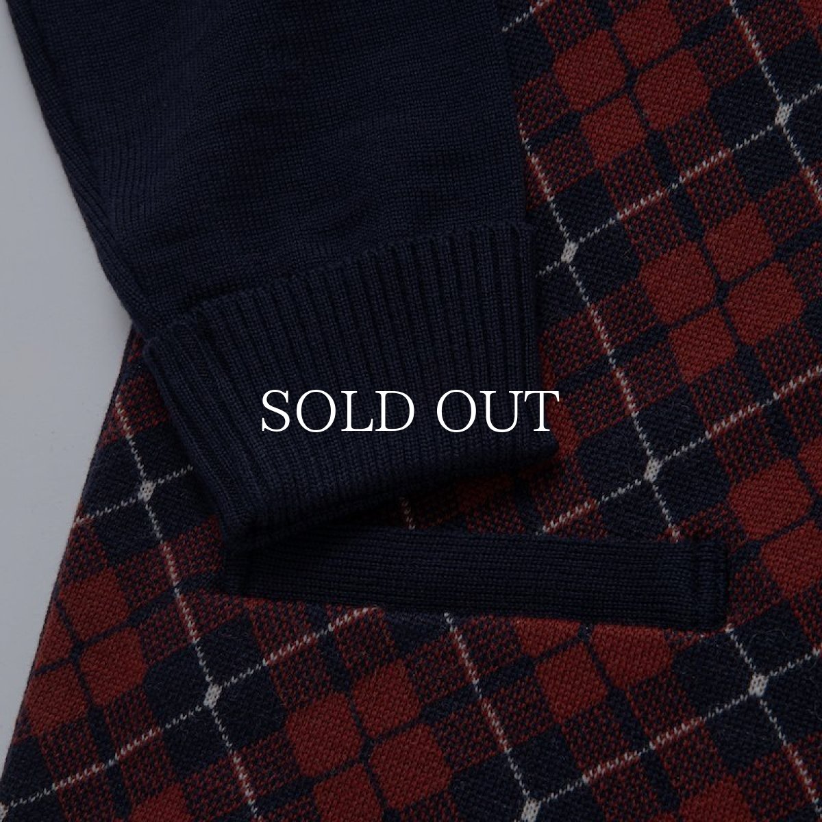 画像4: RATS  ARGYLE ZIP CARDIGAN (NAVY) (4)