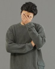 画像10: Liberaiders  GARMENT DYED COTTON KNIT CREWNECK (OLIVE) (10)