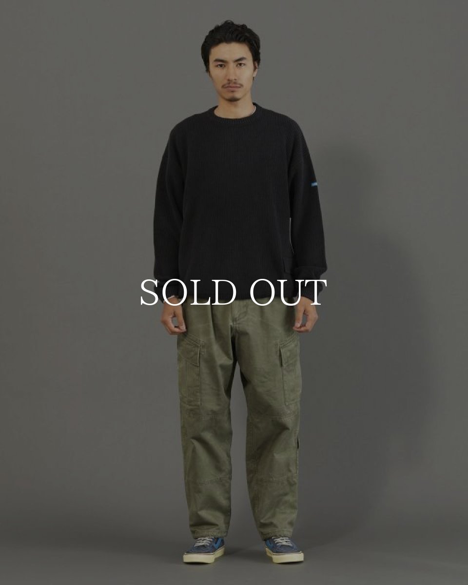 画像10: Liberaiders  GARMENT DYED COTTON KNIT CREWNECK (BLACK) (10)