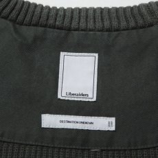 画像4: Liberaiders  GARMENT DYED COTTON KNIT CREWNECK (OLIVE) (4)