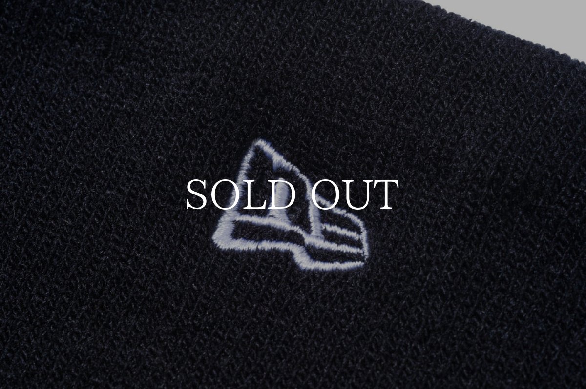 画像2: NEW ERA  チューブネックウォーマー ブラック ホワイトロゴ (ブラック/ホワイト) (2)