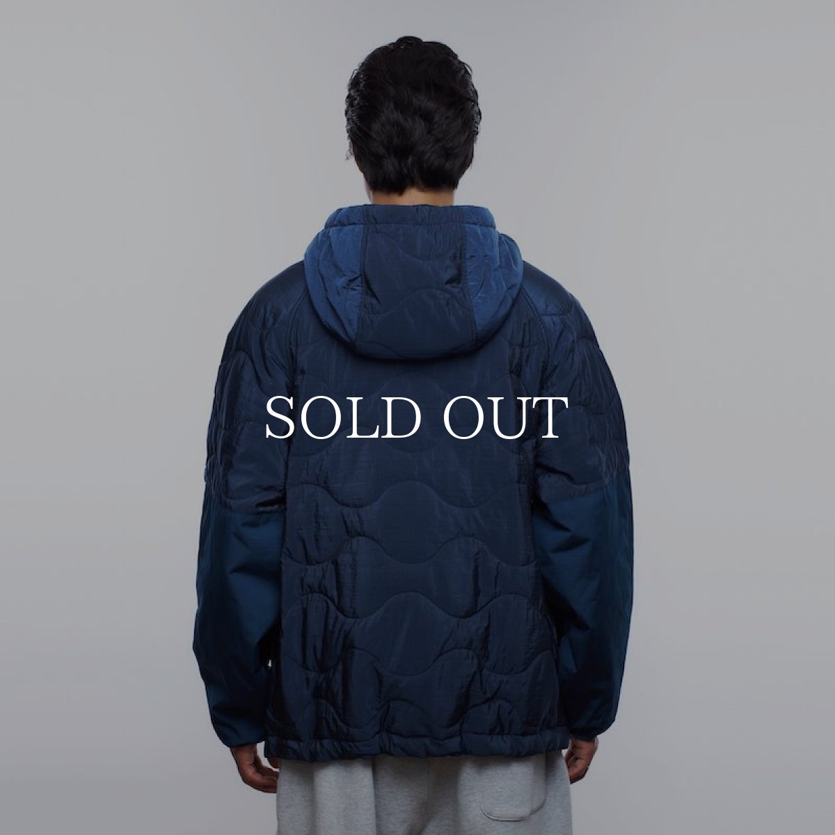 画像9: Liberaiders  QUILTED RIPSTOP NYLON HOODIE (NAVY) (9)