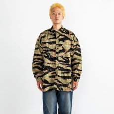 画像2: APPLEBUM  Tiger Camo OS Jacket (Tiger Camo) (2)