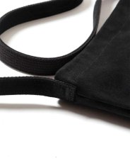 画像4: hobo  SHOULDER POUCH COW SUEDE (BLACK) (4)